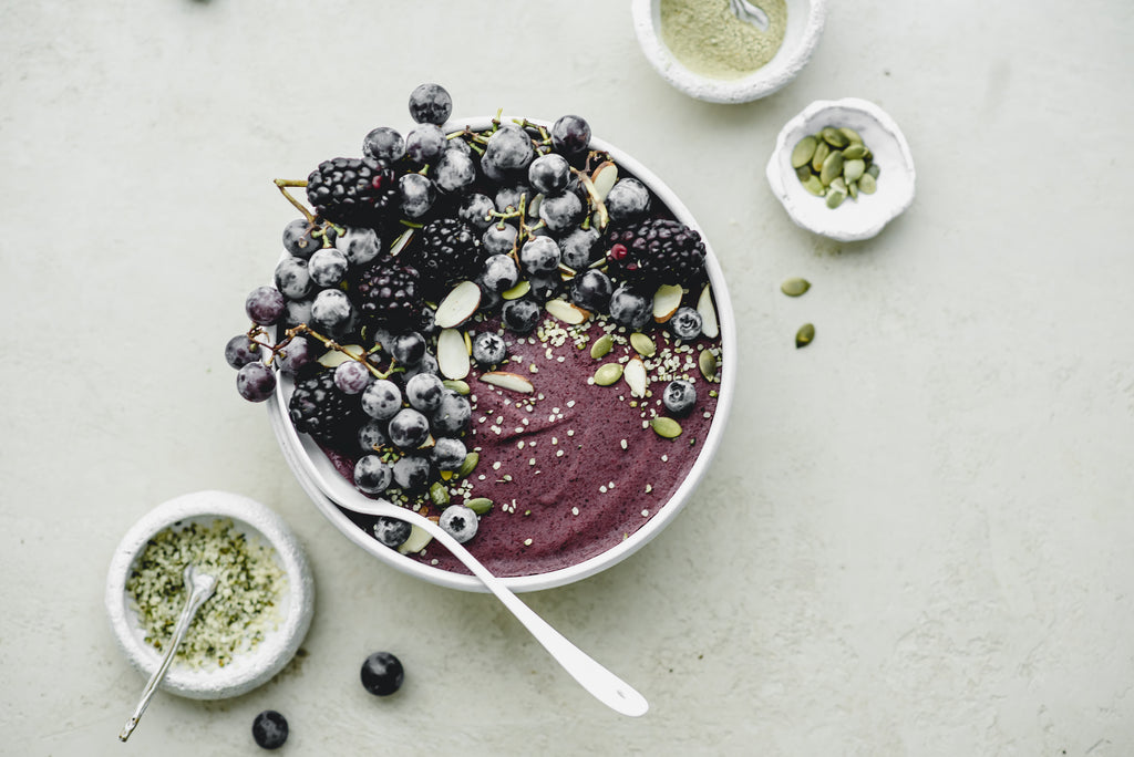 Luscious Berry Acai Bowl – Life of the Party Always!