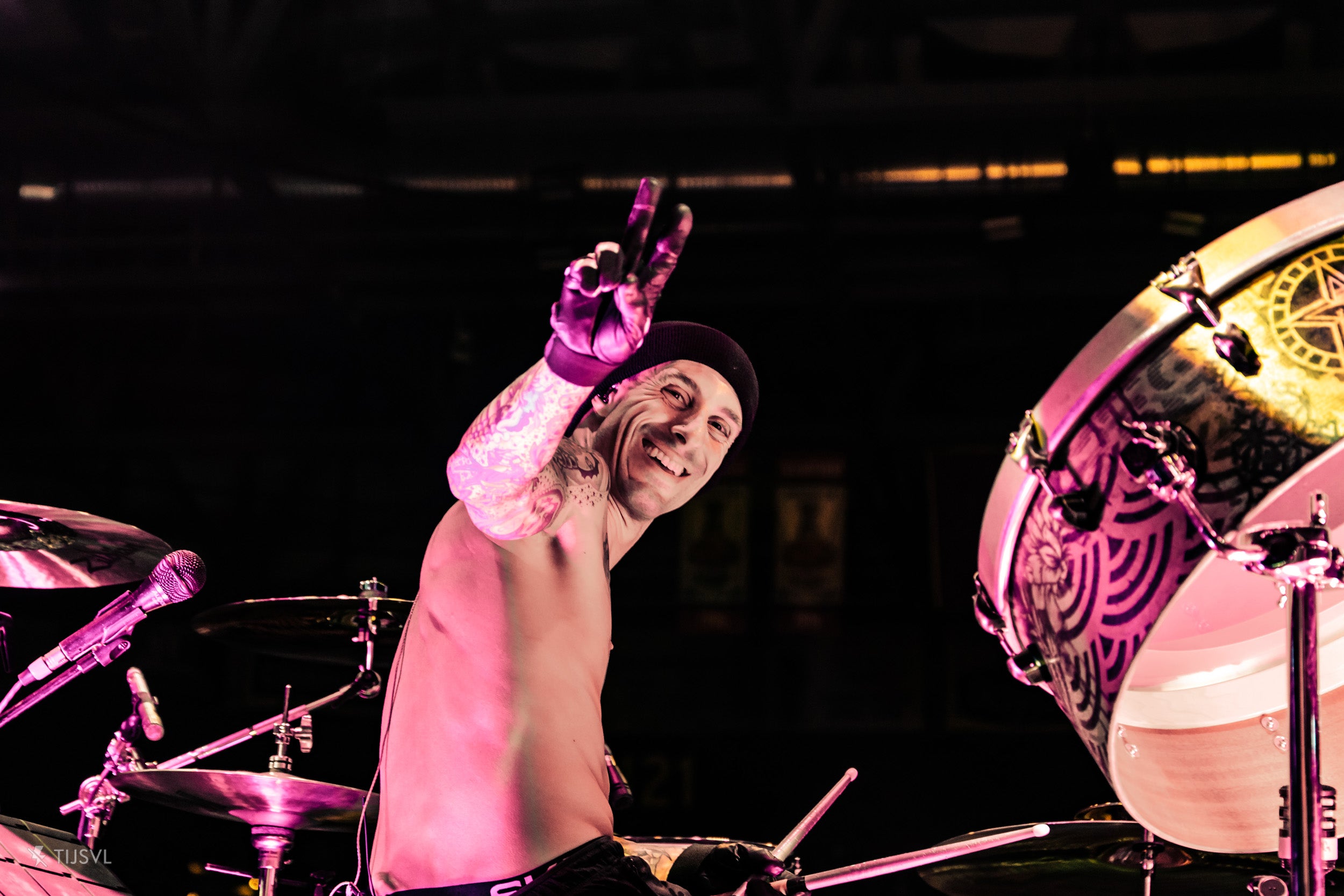 Frank Zummo drumming