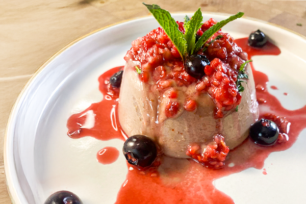 Invigorating Panna Cotta Daily Reds With Coconut Hydrate