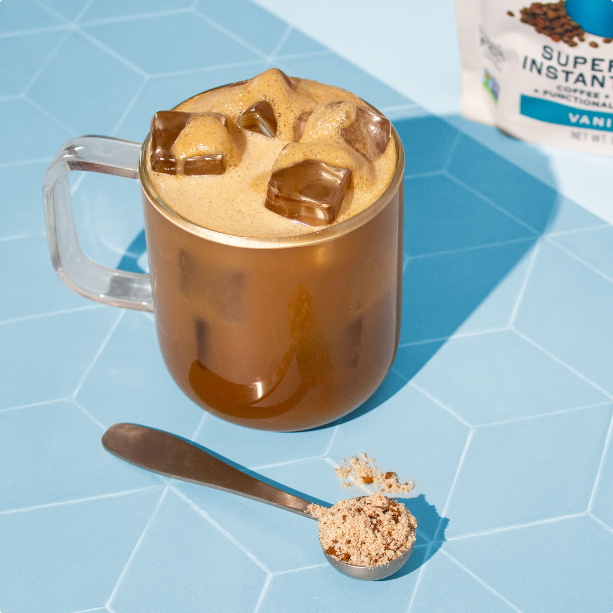 Vanilla superfood instant latte brew